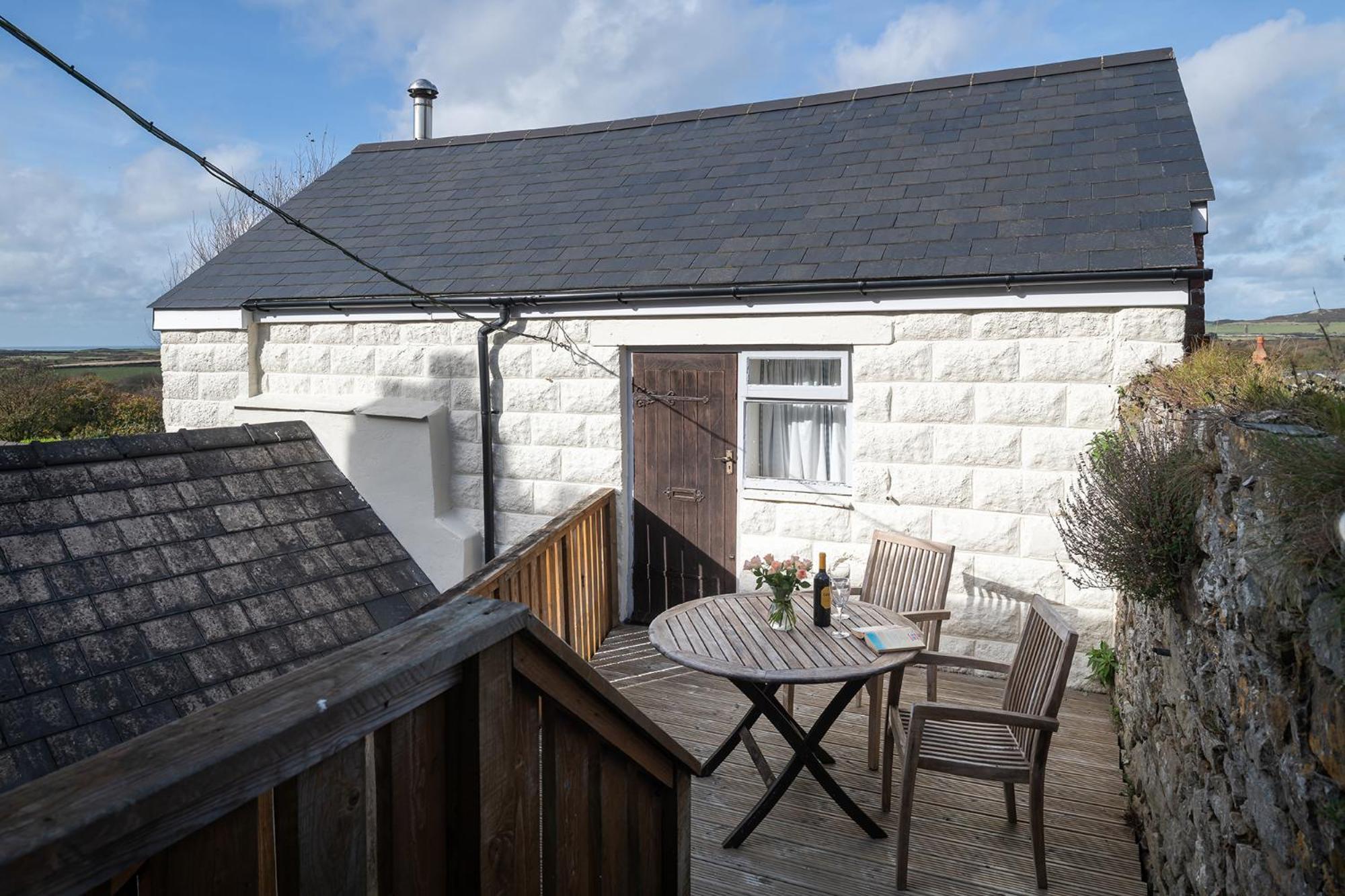 The Boathouse For Two, St Davids, Garage Parking Villa Exterior photo